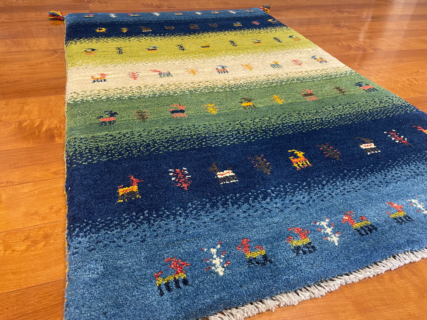 【オンライン限定】ギャッベ 133cm x 80cm RJ11186