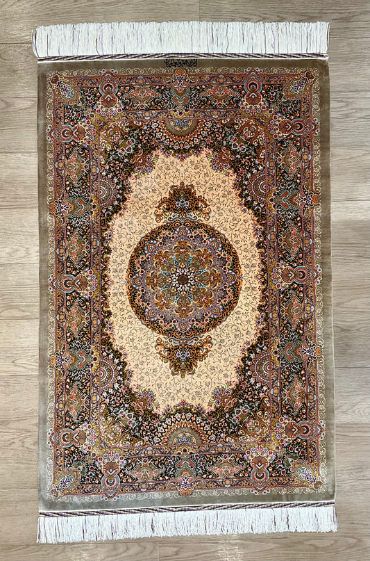 クム メイマリヤン工房 124cm x 82cm A22567