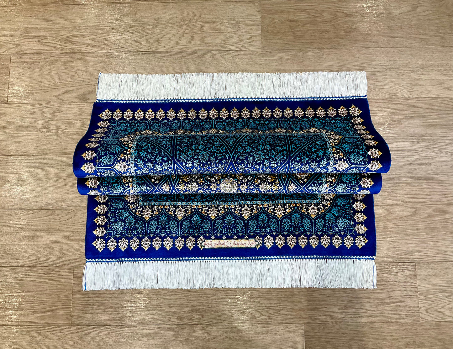 ペルシャンシルク 120cm x 80cm PS10682