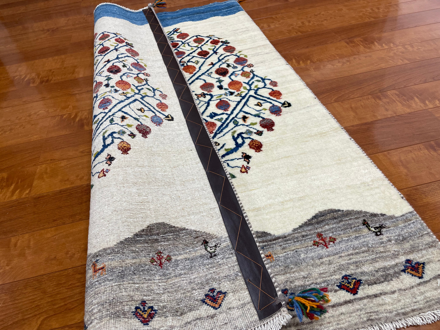 【オンライン限定】カシュクリギャッベ 134cm x 88cm RJ13316
