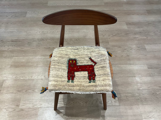 ギャッベ 45cm x 43cm Z1494