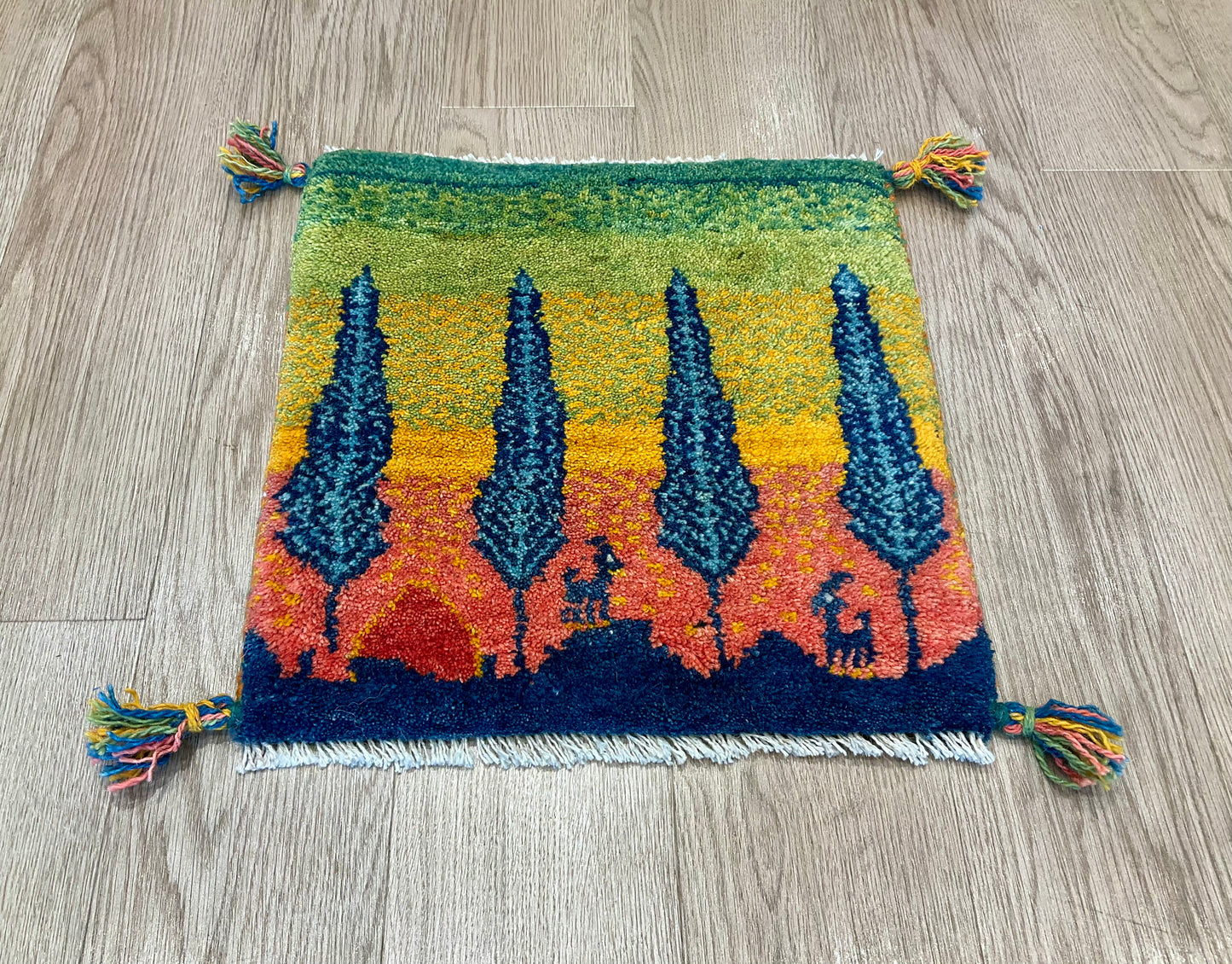 ギャッベ 43cm x 43cm T6052