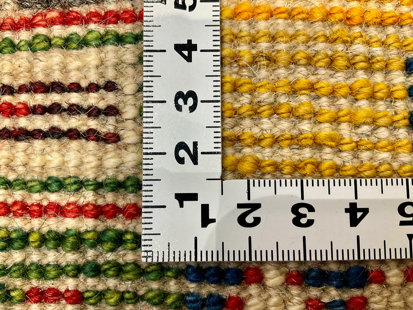 ギャッベ 42cm x 42cm T772