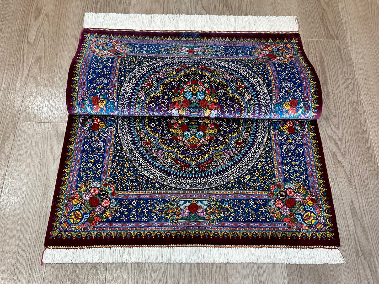 クム サフィザーデ工房 122m x 77cm PS647
