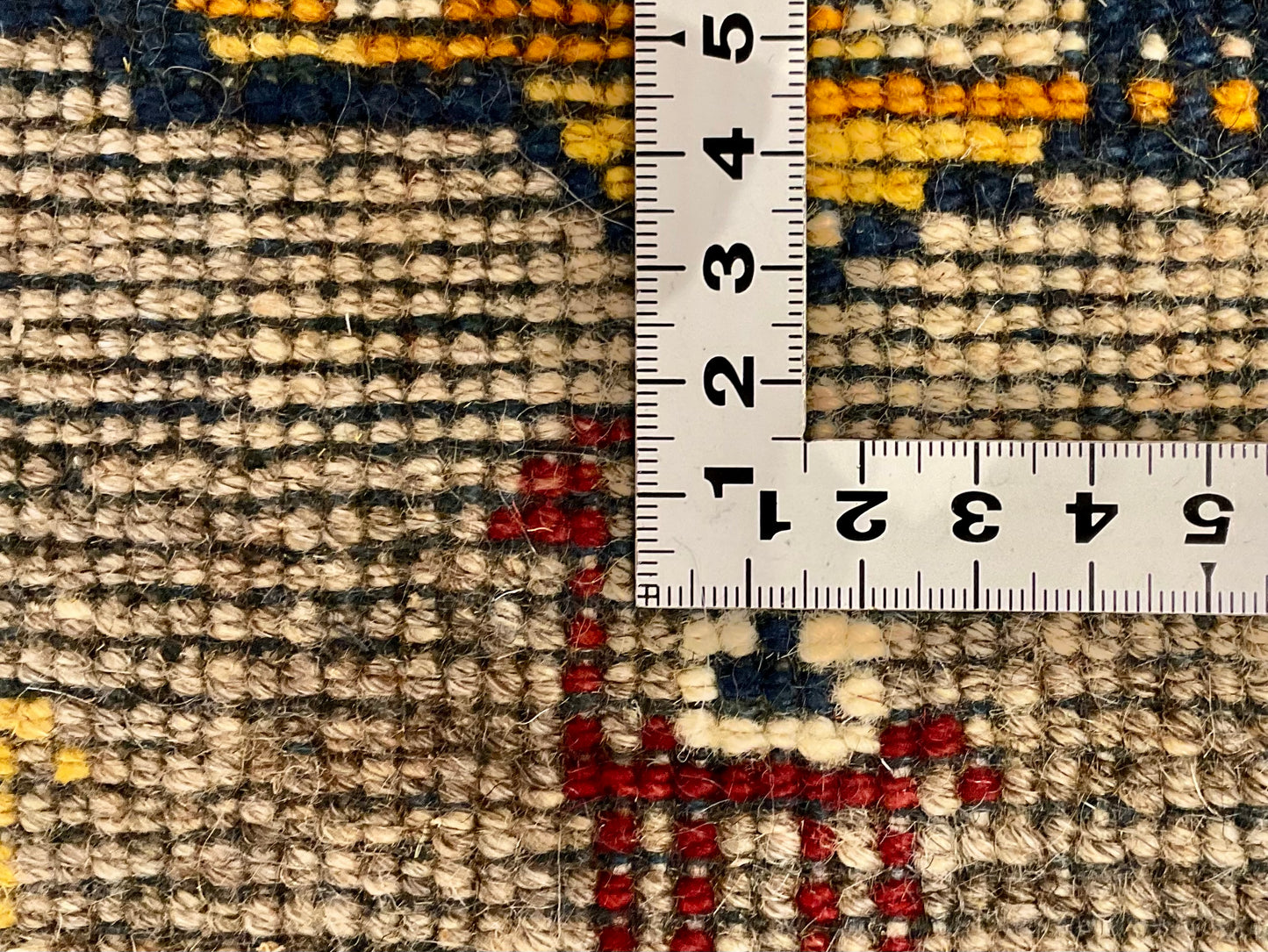 ギャッベ 43cm x 41cm Z779