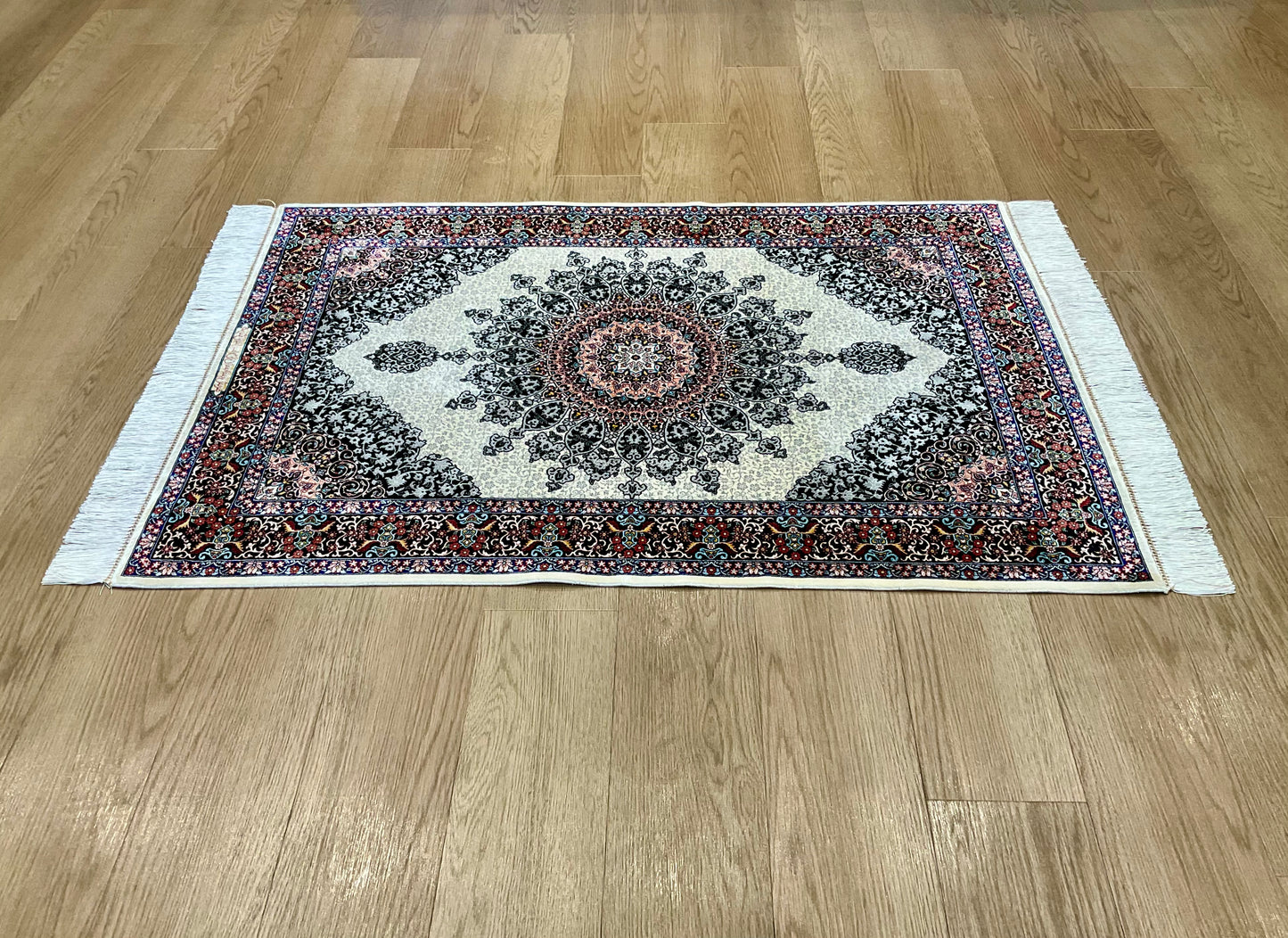 ペルシャンシルク 120cm x 80cm PS10969