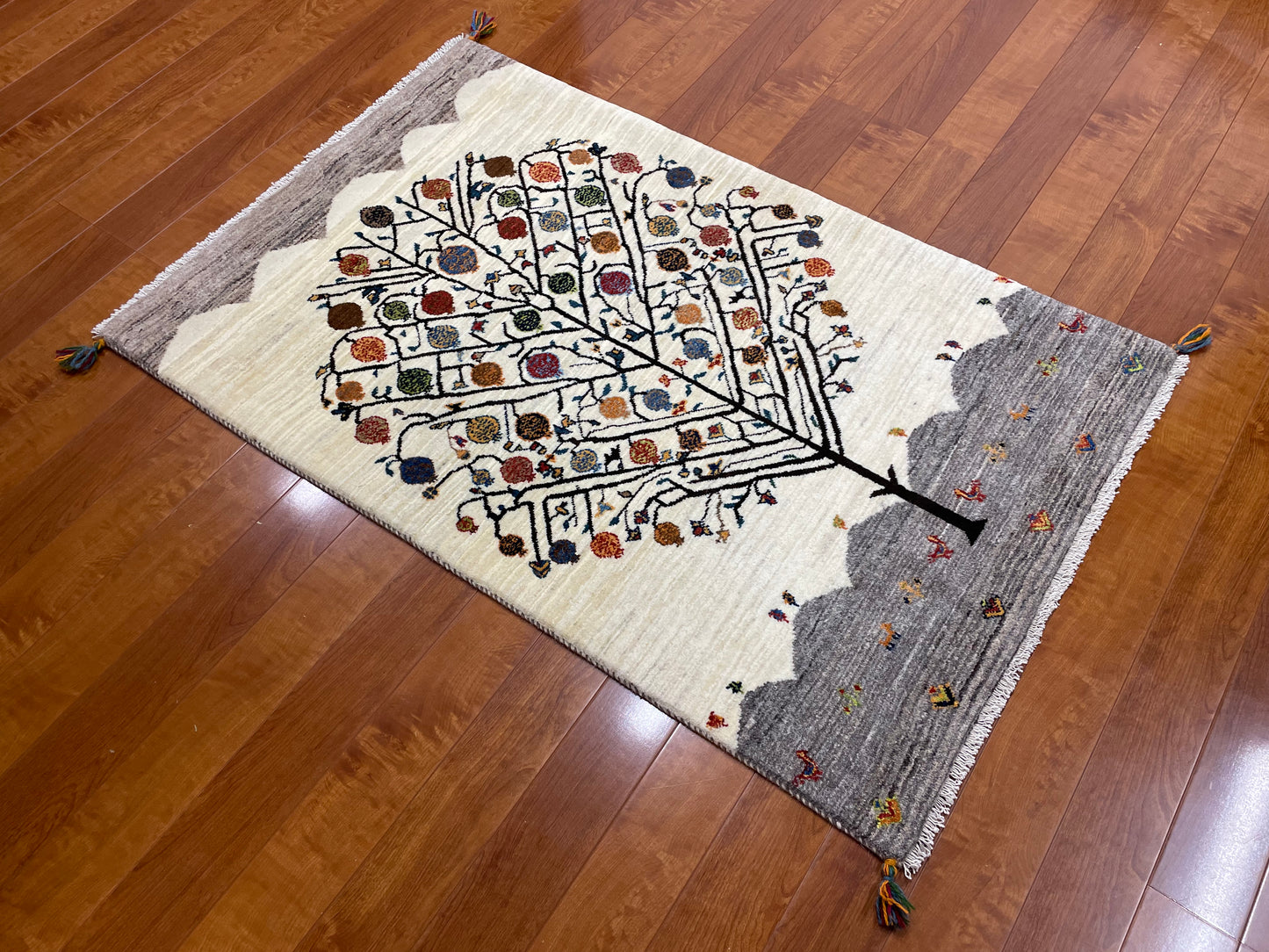 【オンライン限定】カシュクリギャッベ 120cm x 85cm RJ11415