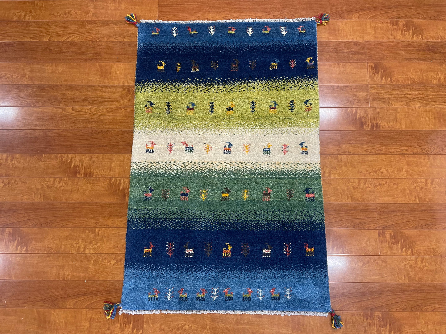 【オンライン限定】ギャッベ 133cm x 80cm RJ11186