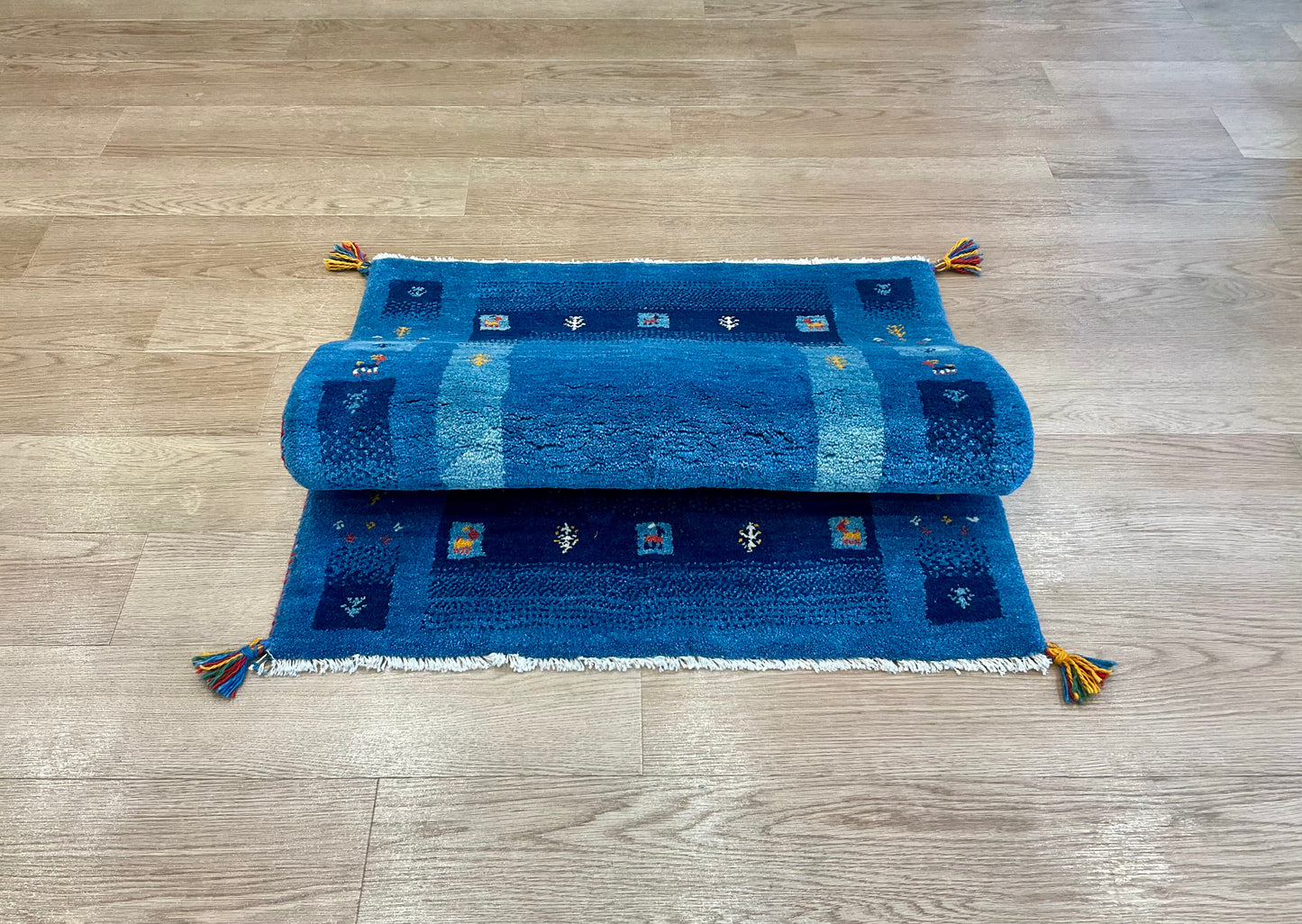 ギャッベ 118cm x 83cm RJ11782