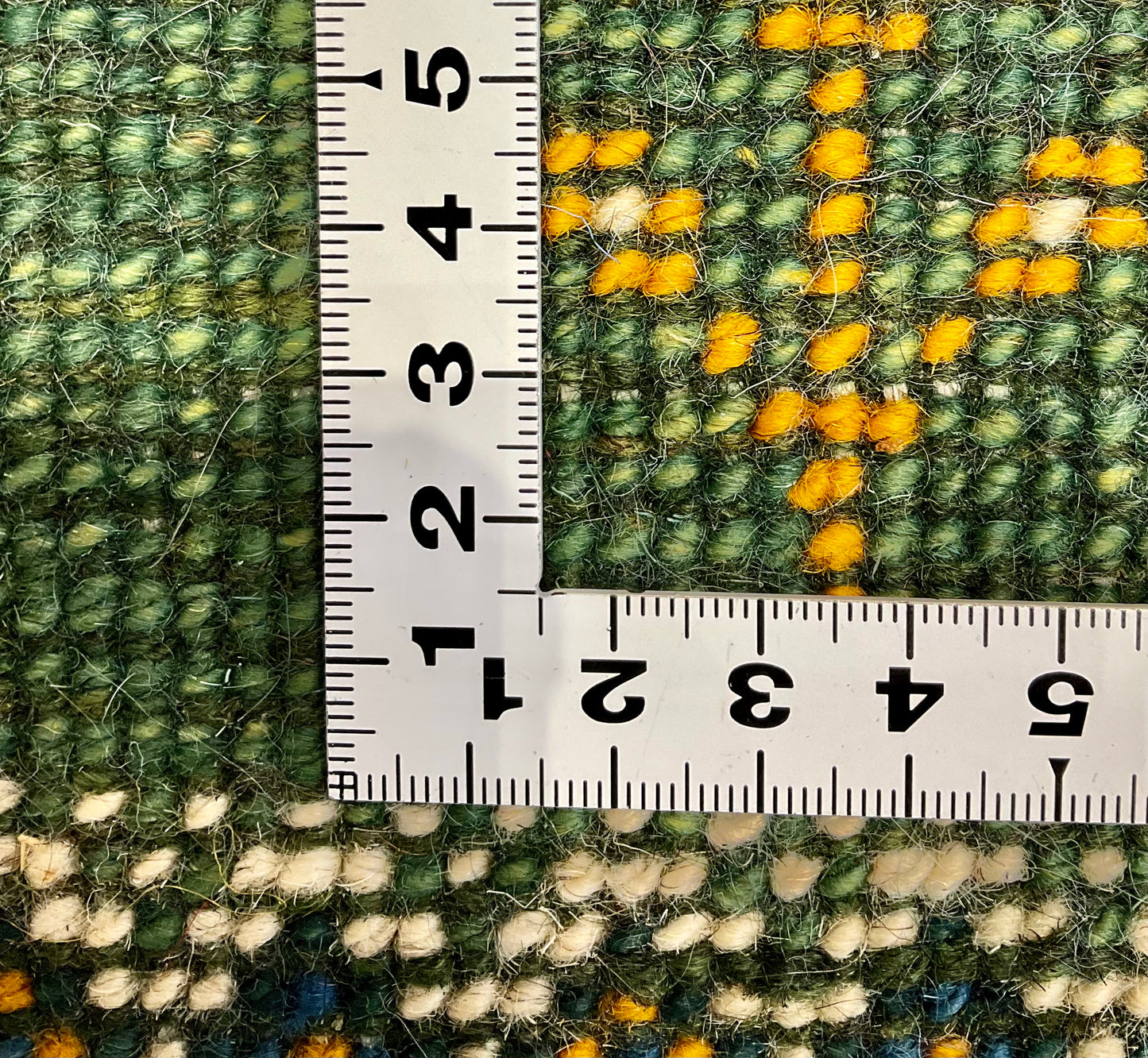 ギャッベ 42cm x 40cm T1066