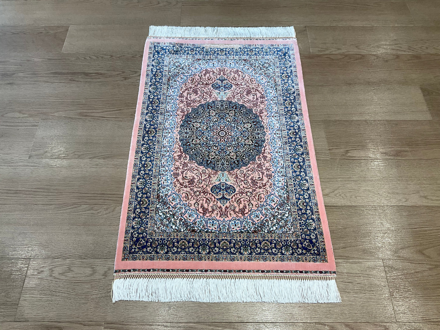 ペルシャンシルク 90cm x 60cm PS5806