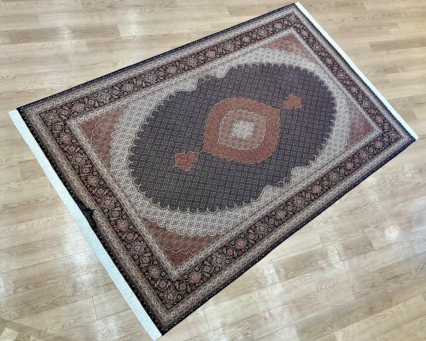 タブリーズ アブドラーヒ工房 300cm x 207cm NT5652