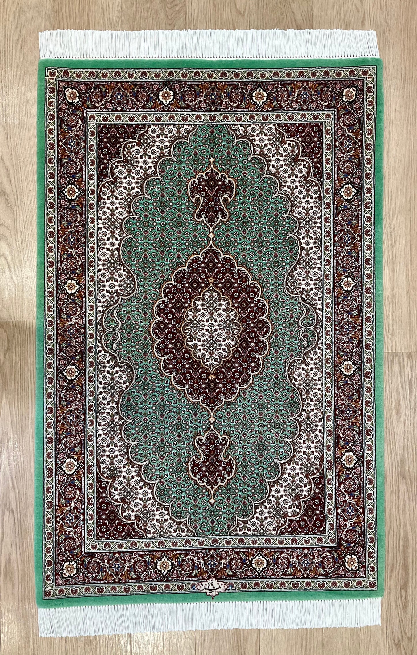 タブリーズ アブドラーヒ工房 130cm x 84cm PS7592