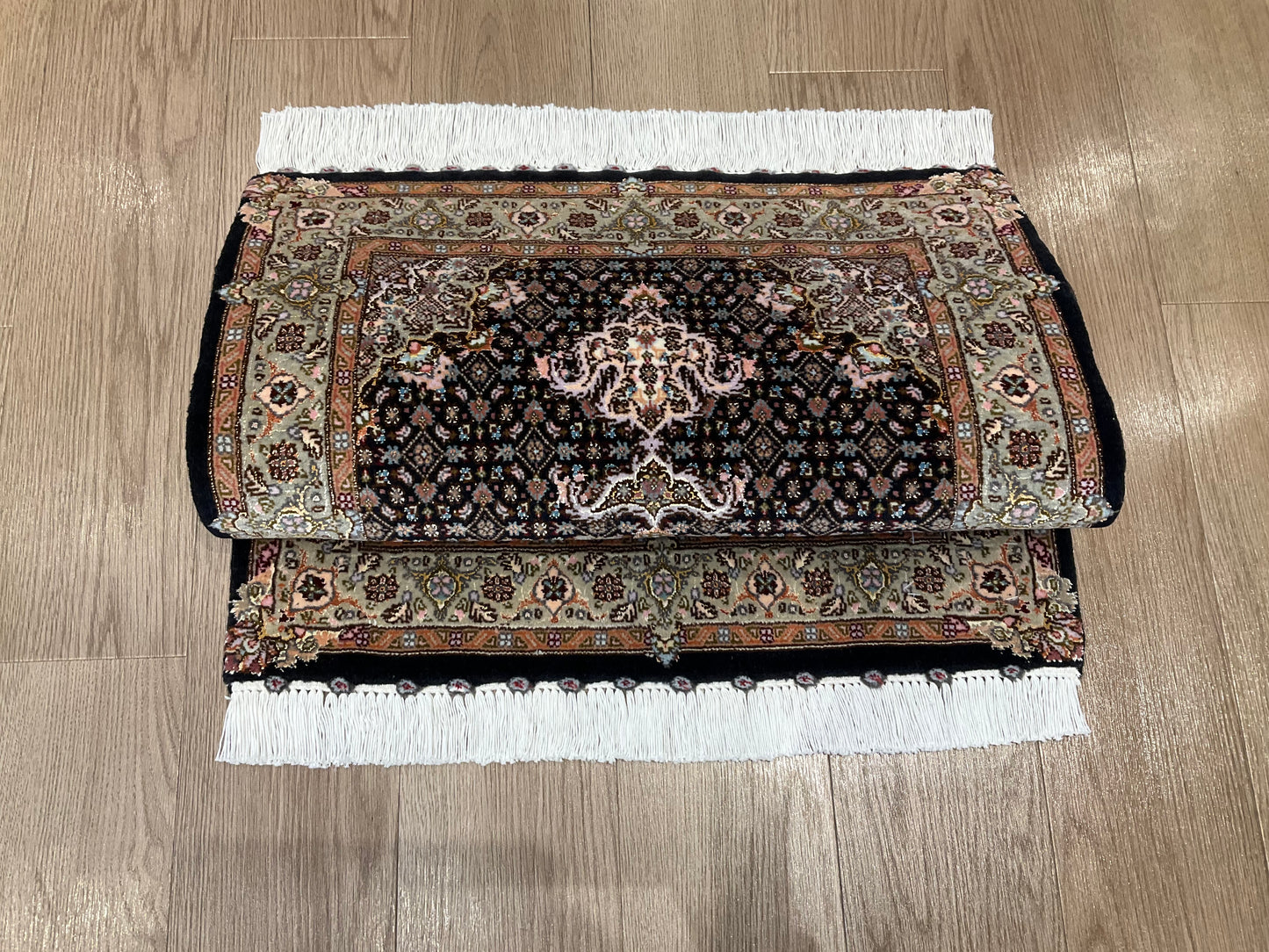 タブリーズ 工房 93cm x 62cm PS7986