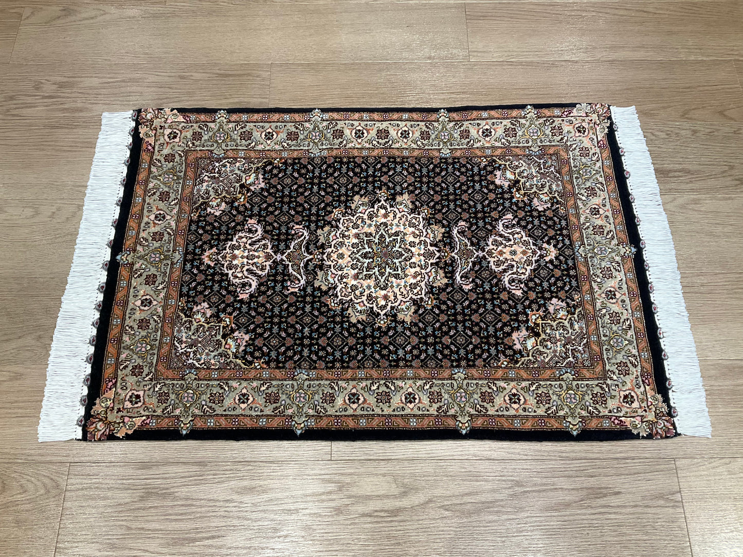 タブリーズ 工房 93cm x 62cm PS7986