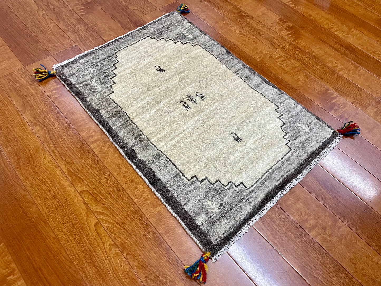 【オンライン限定】ギャッベ 85cm x 60cm RJ14180
