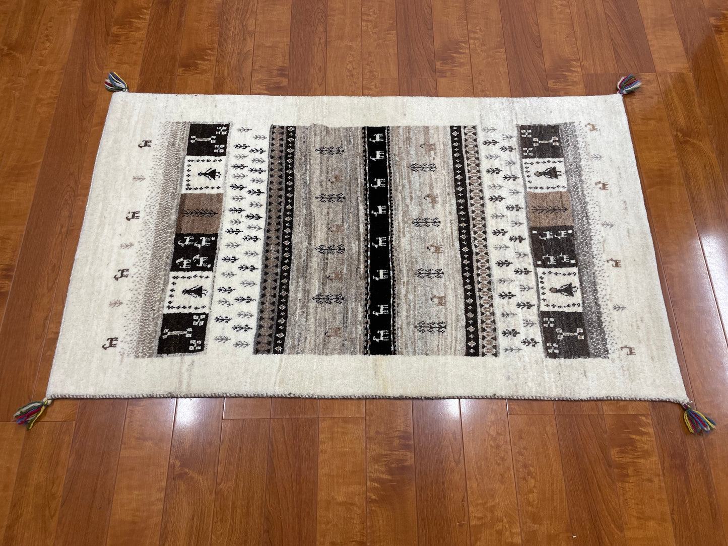 【オンライン限定】カシュクリギャッベ 136cm x 80cm RJ518