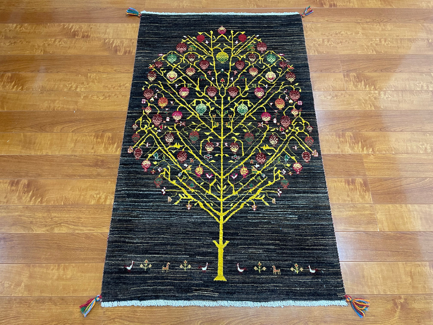 【オンライン限定】カシュクリギャッベ 130cm x 80cm RJ13673