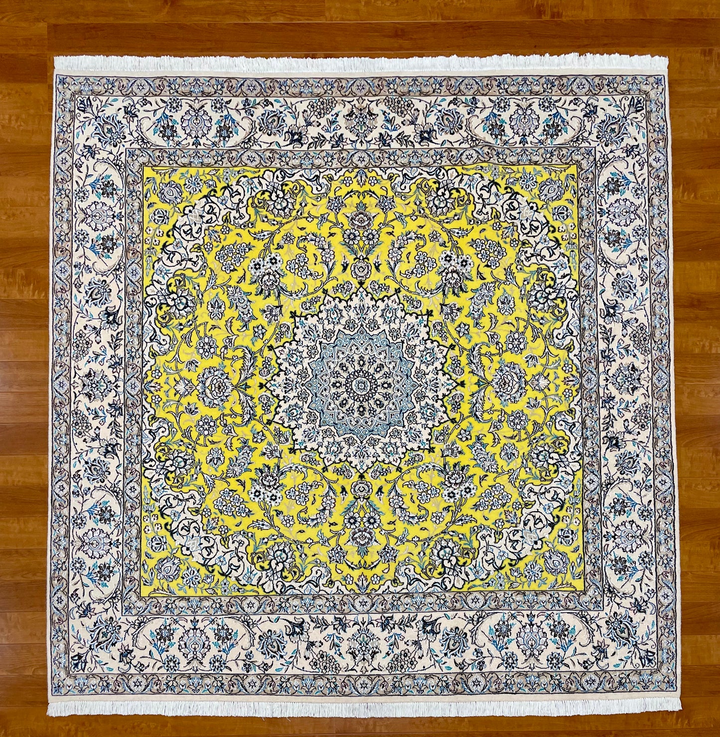 【オンライン限定】ナイン 204cm x 204cm PS7570