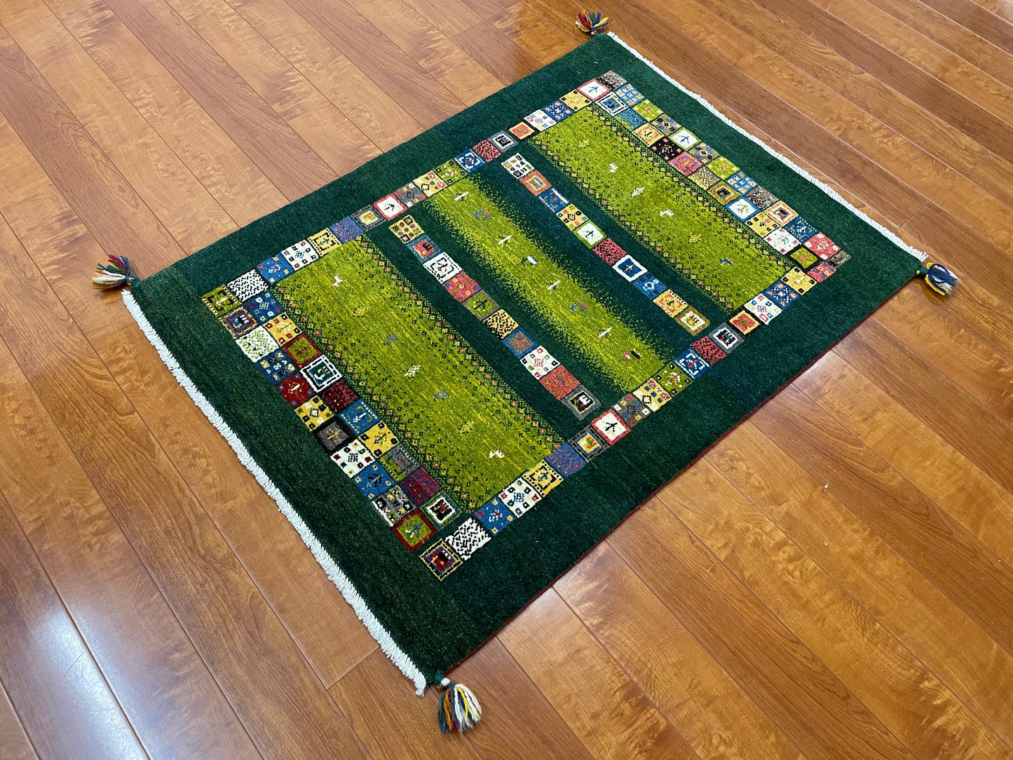 【オンライン限定】カシュクリギャッベ 108cm x 82cm RD12426