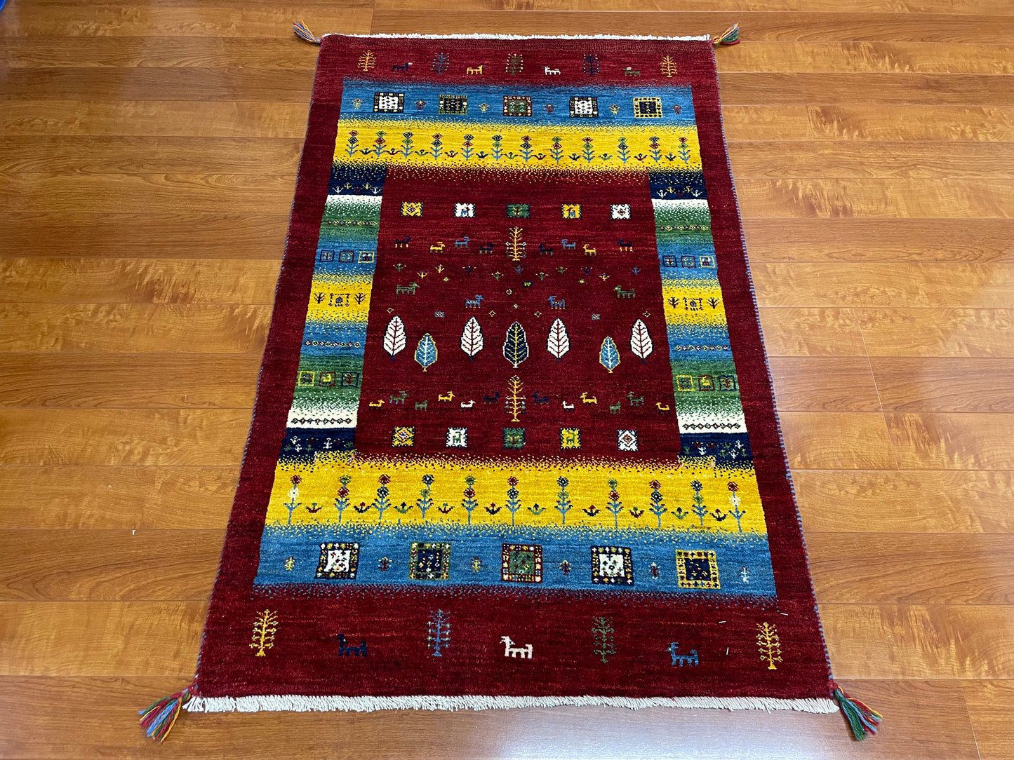 【オンライン限定】カシュクリギャッベ 135cm x 84cm RJ13345