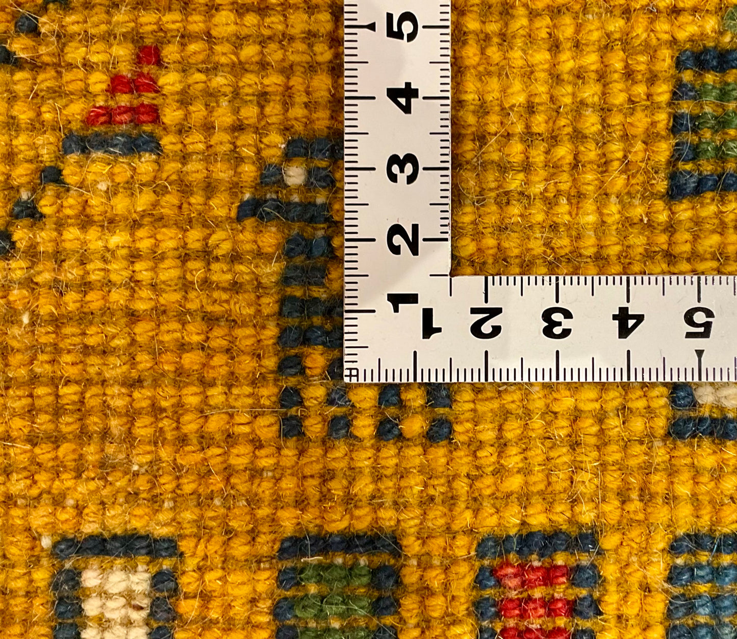 ギャッベ 40cm x 42cm Z2047