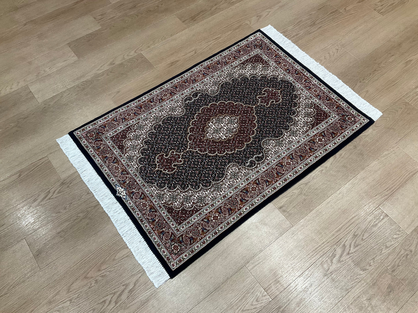 タブリーズ アブドラーヒ工房 120cm x 85cm PS7590