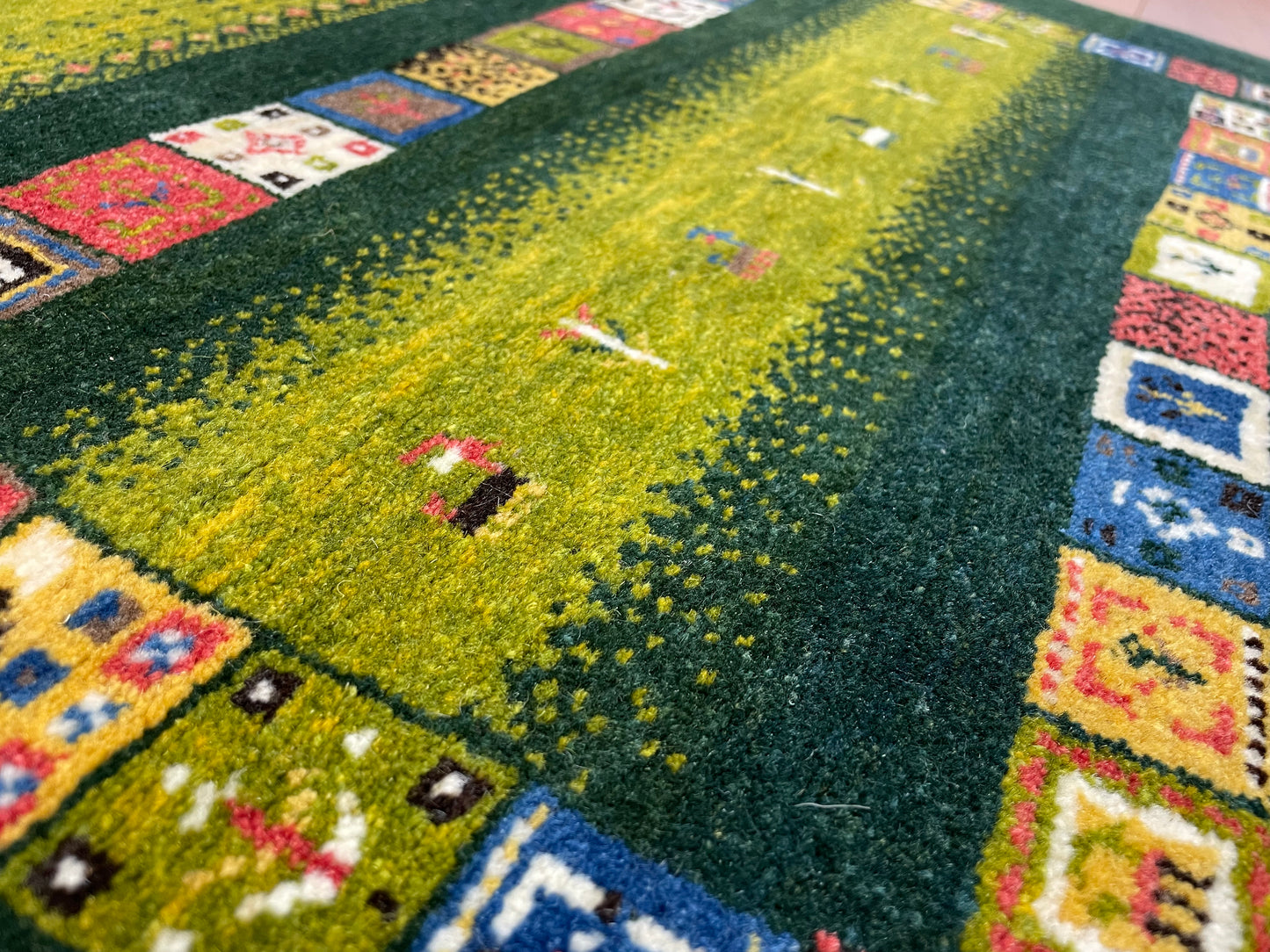 【オンライン限定】カシュクリギャッベ 108cm x 82cm RD12426