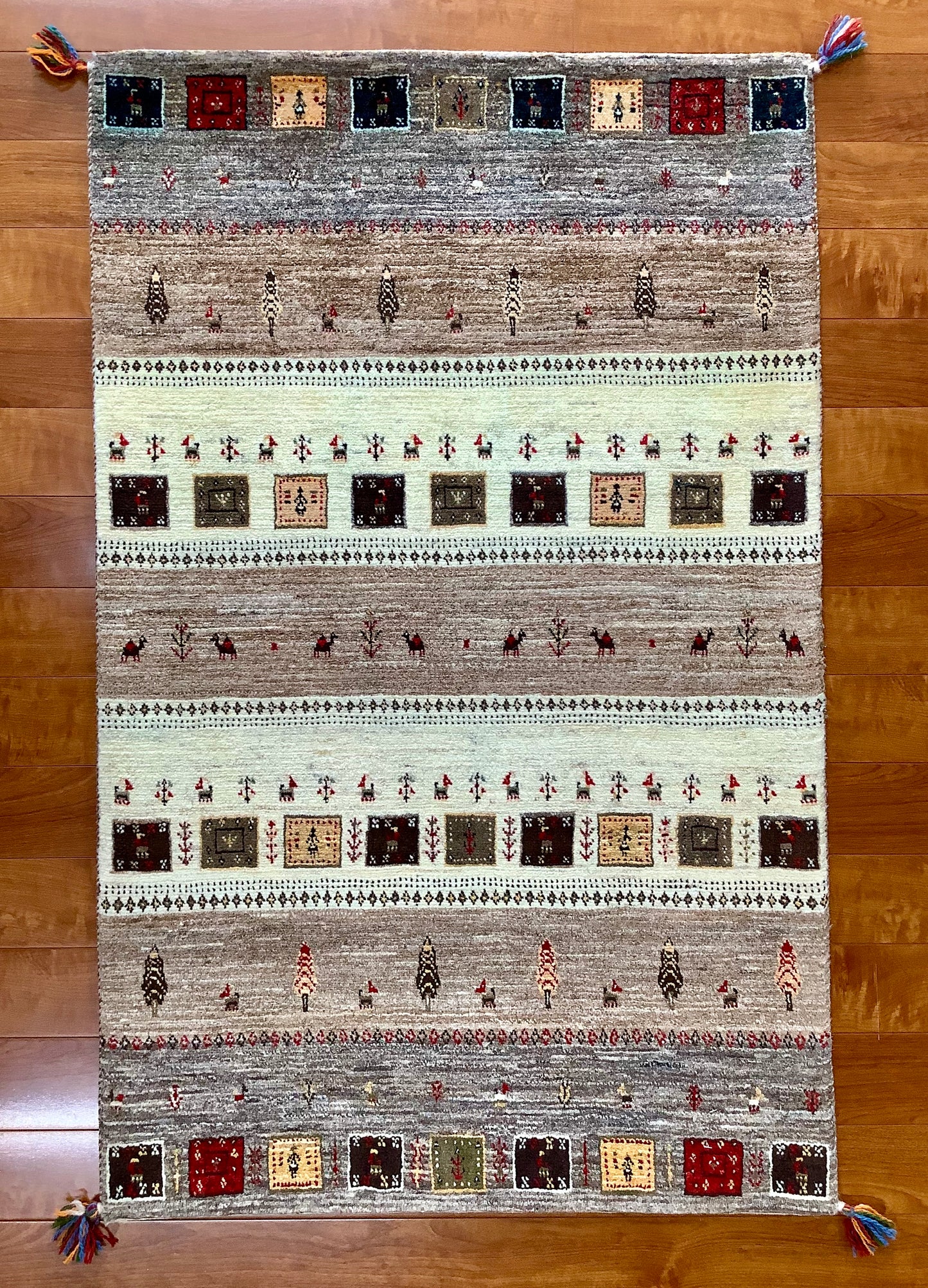 【オンライン限定】カシュクリ 130cm x 83cm RJ7847