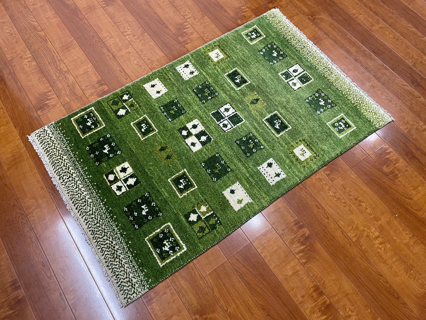 【オンライン限定】ギャッベ アマレバフト 127cm x 78cm BT10230