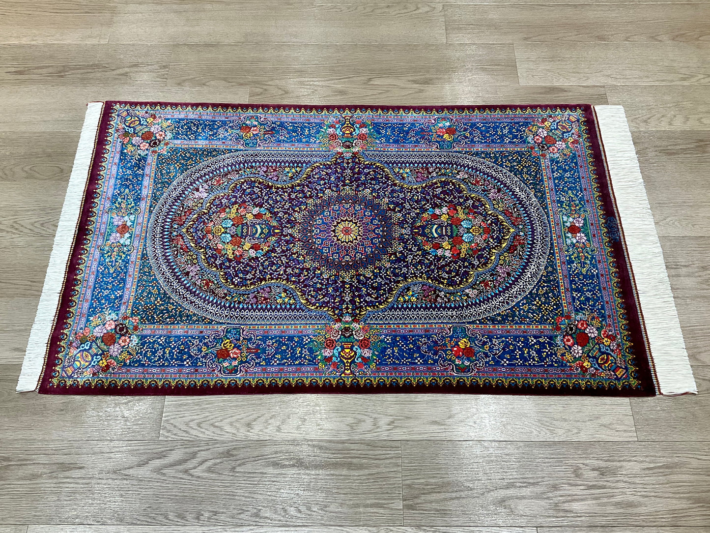 クム サフィザーデ工房 122m x 77cm PS647