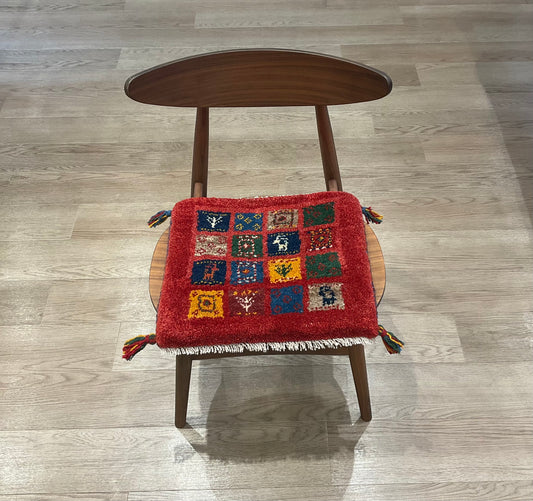 ギャッベ 42cm x 39cm Z568