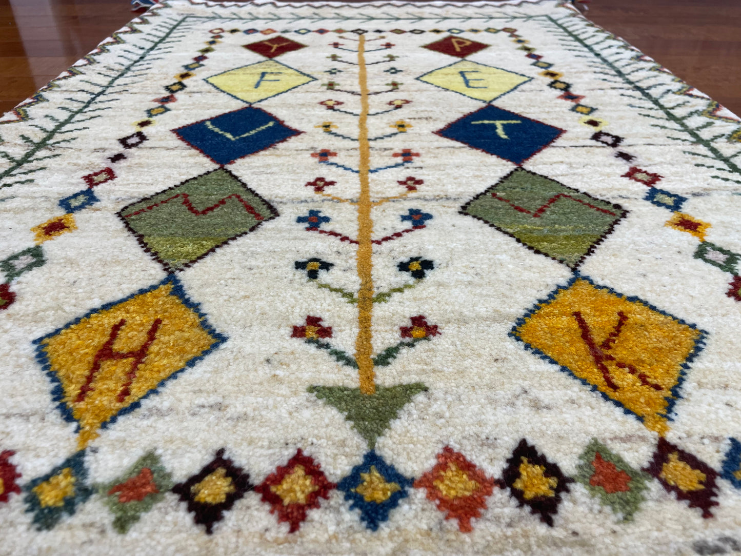 【オンライン限定】ギャッベ 130cm x 80cm RD16211