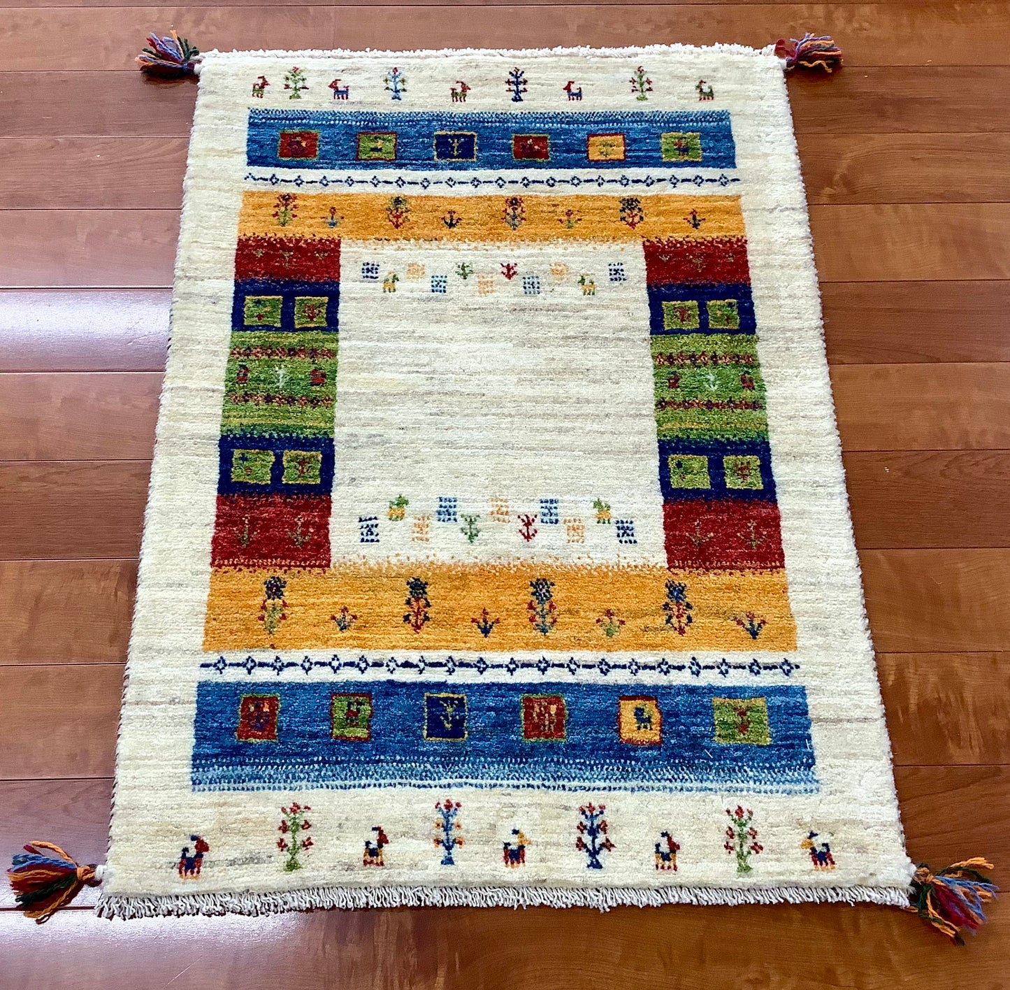 【オンライン限定】カシュクリ 92cm x 63cm RJ6610