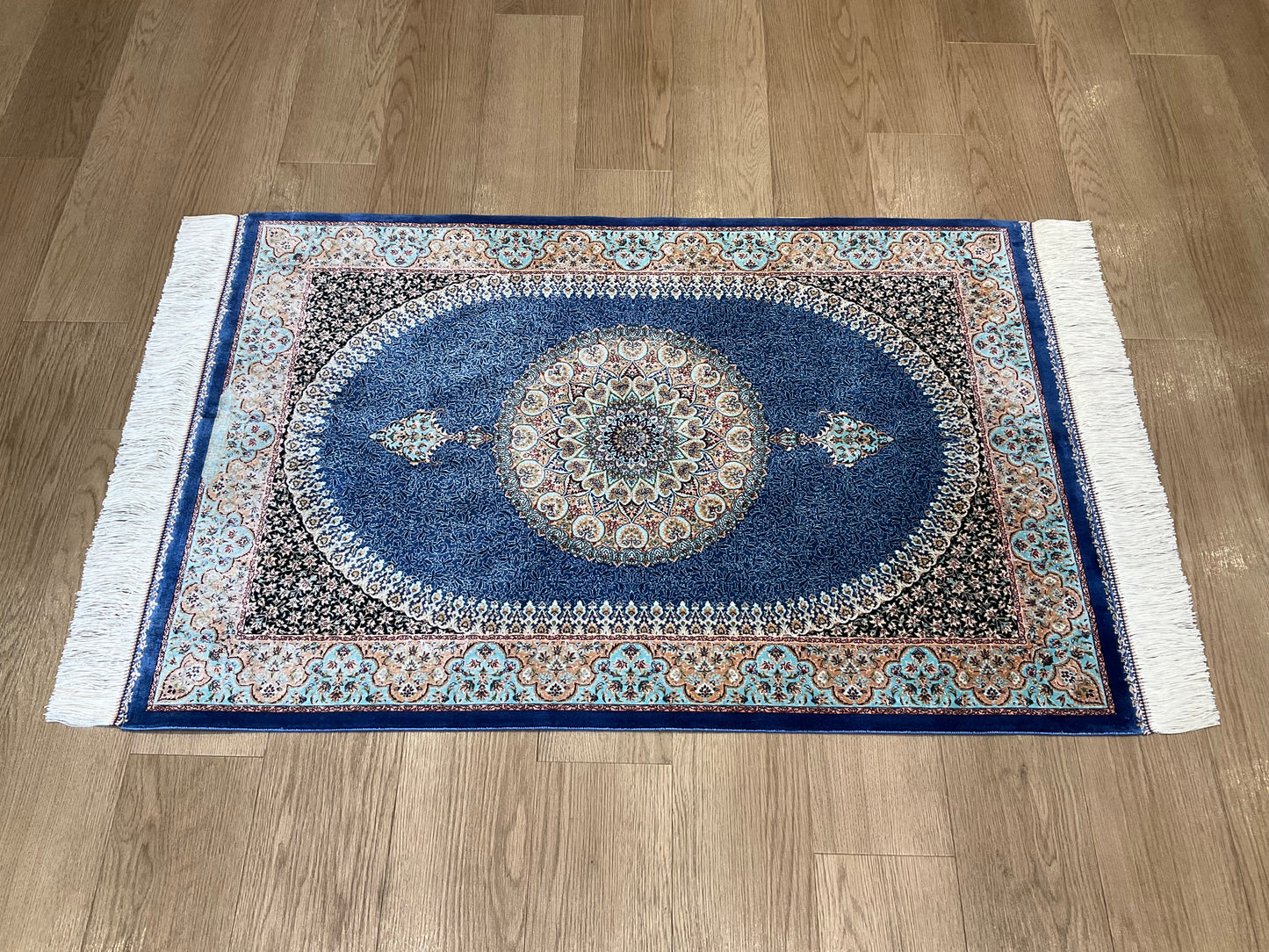 ペルシャンシルク 120cm x 80cm PS9647