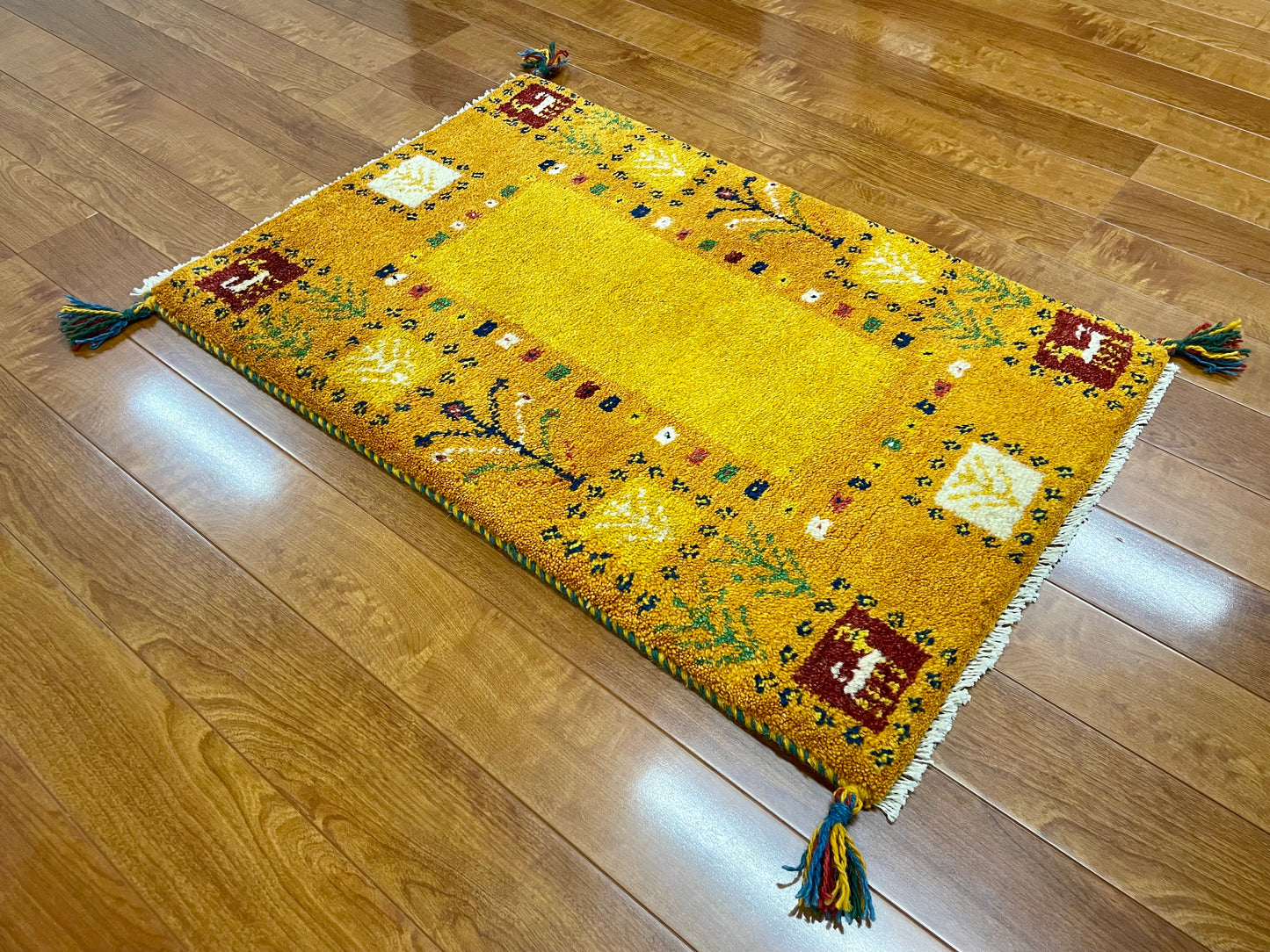【オンライン限定】ギャッベ 90cm x 60cm RJ10278