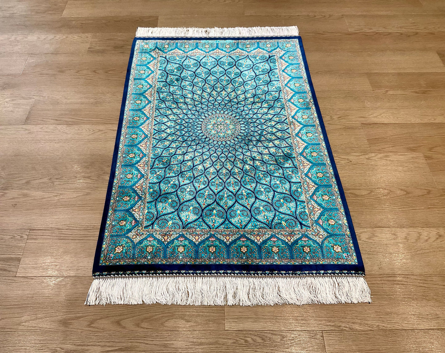 ペルシャンシルク 120cm x 80cm PS10999
