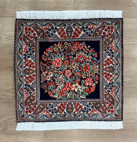 ケルマン 60cm x 65cm PS7151