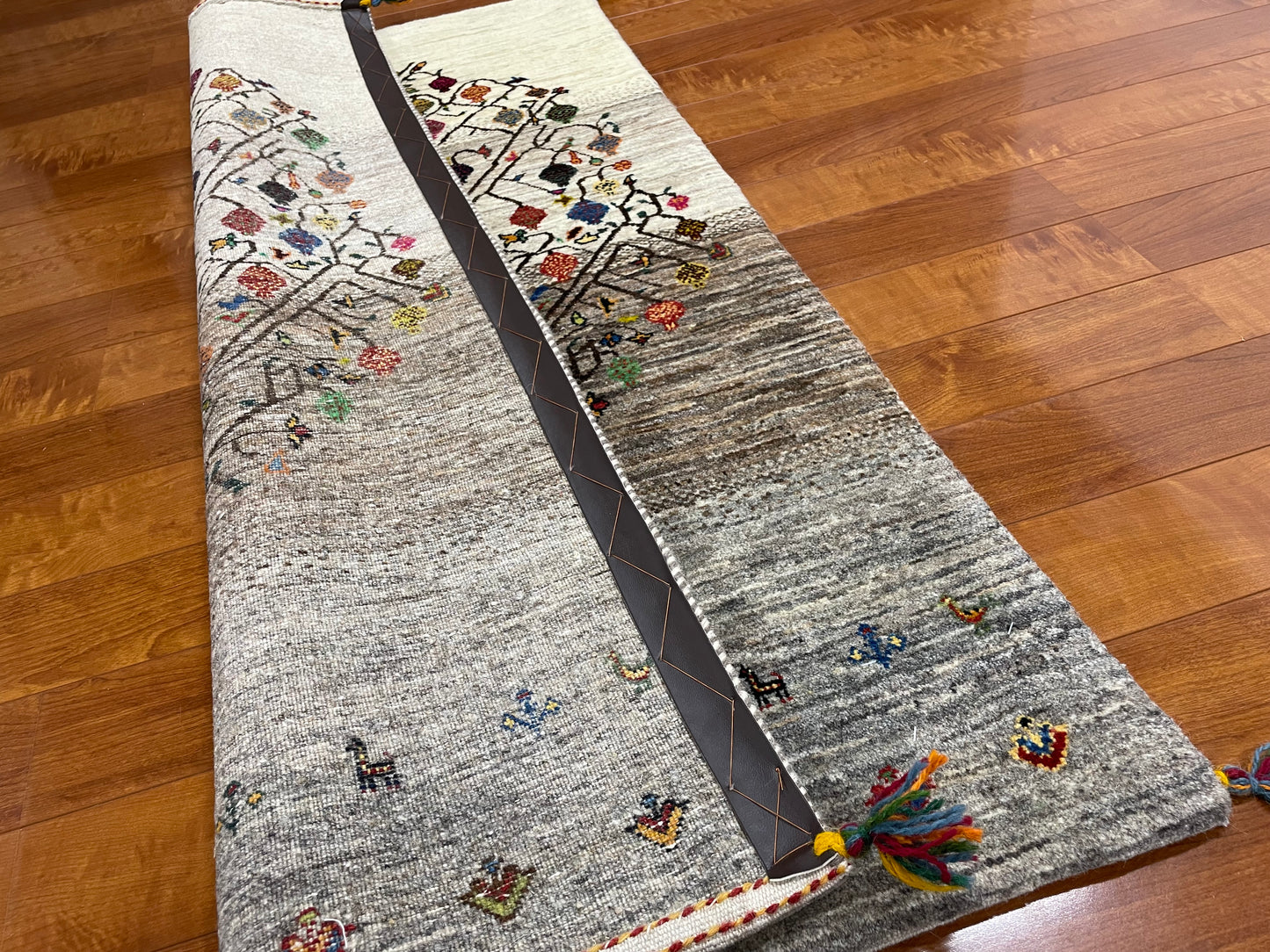 【オンライン限定】カシュクリギャッベ 134cm x 85cm RJ13672