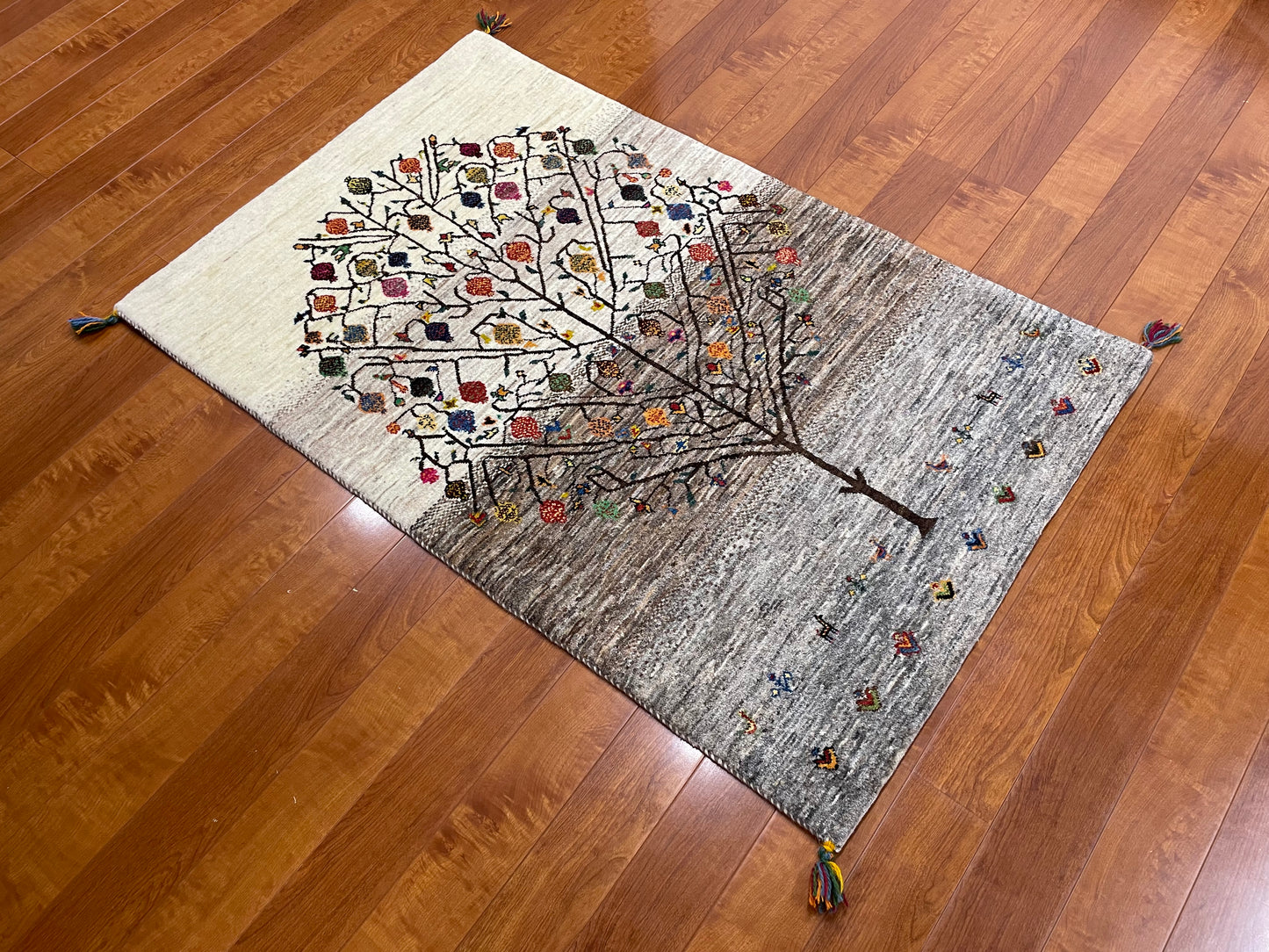 【オンライン限定】カシュクリギャッベ 134cm x 85cm RJ13672