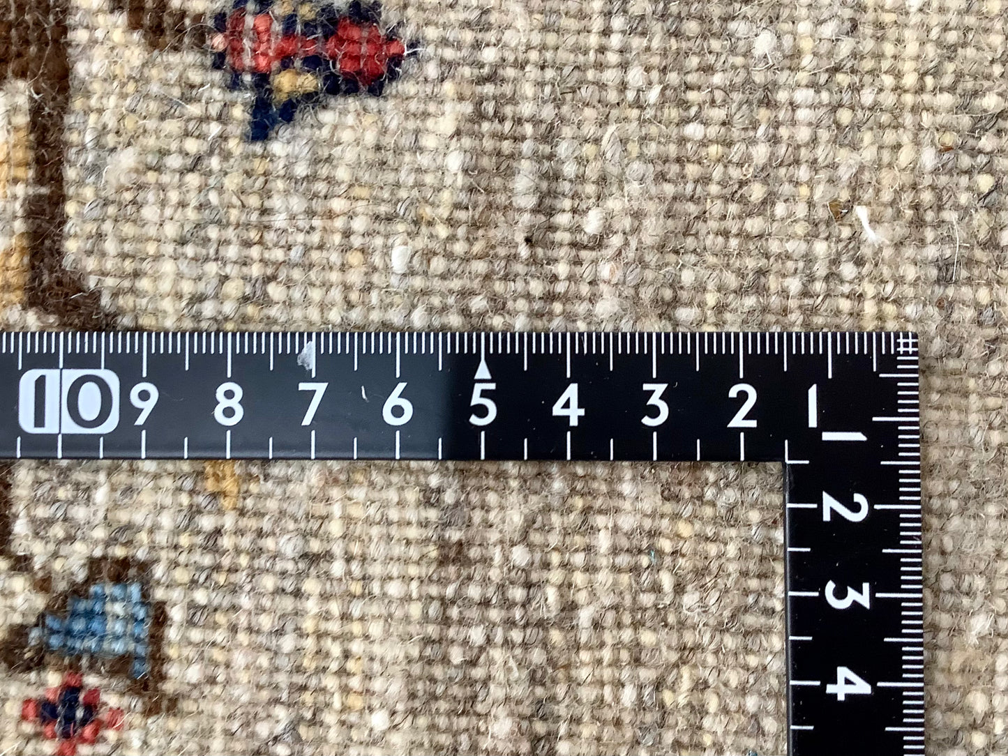 【オンライン限定】カシュクリギャッベ 130cm x 82cm RJ11021