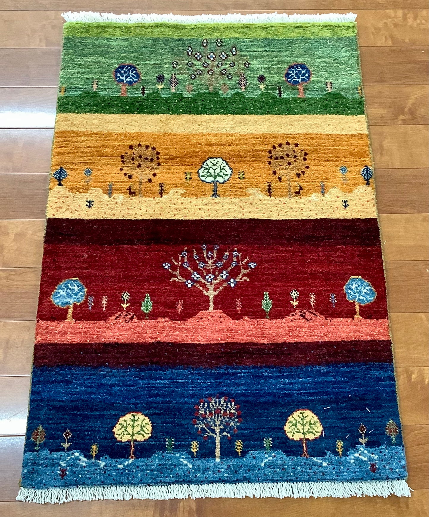 【オンライン限定】カシュクリ 97cm x 64cm RJ10213