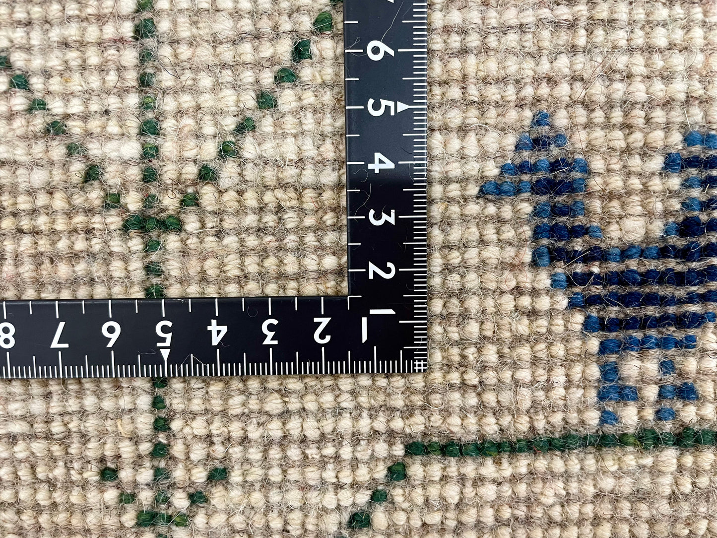 【オンライン限定】ギャッベ 88cm x 63cm RJ13802