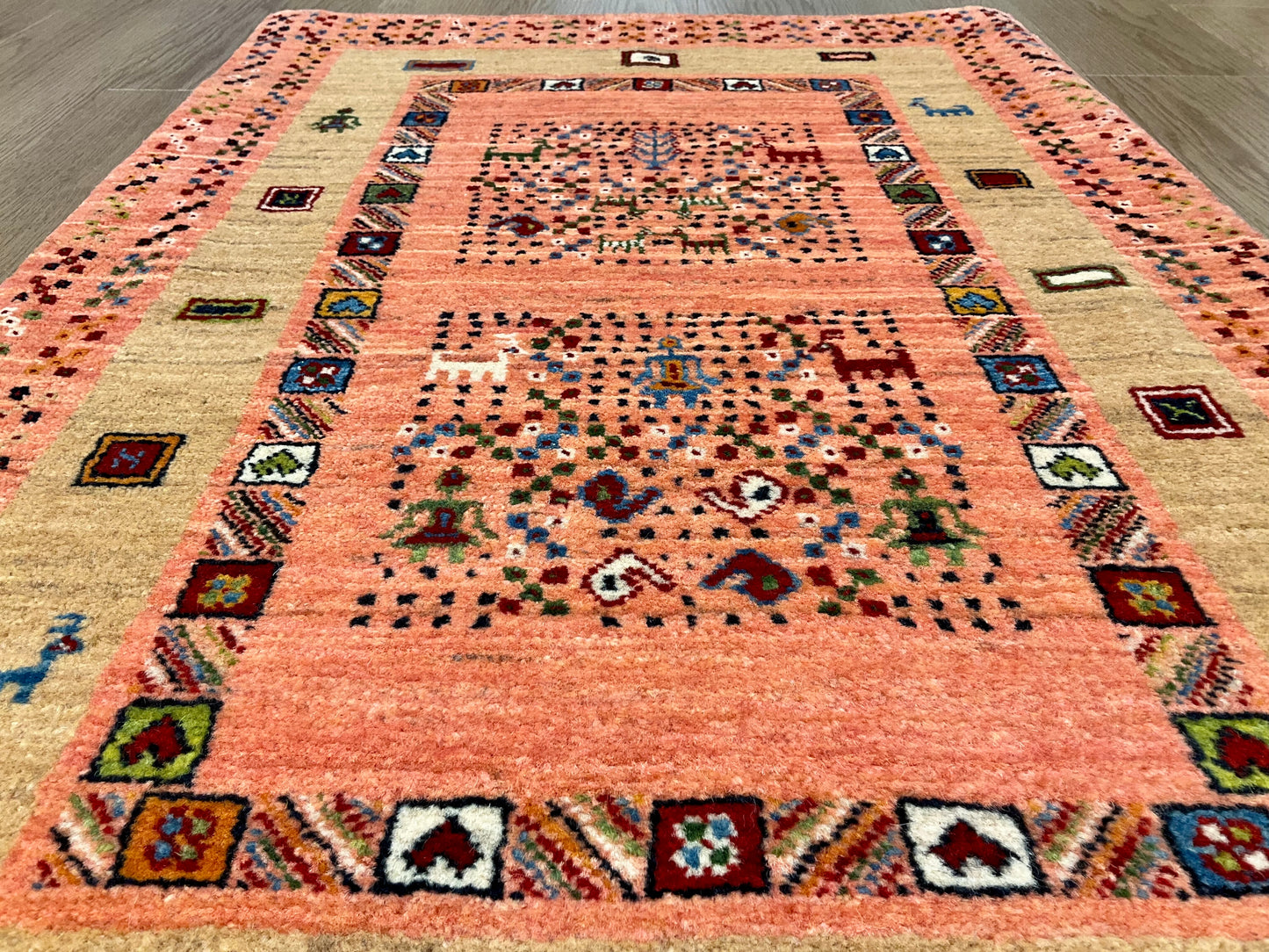 カシュクリ 100cm x 66cm RJ11028