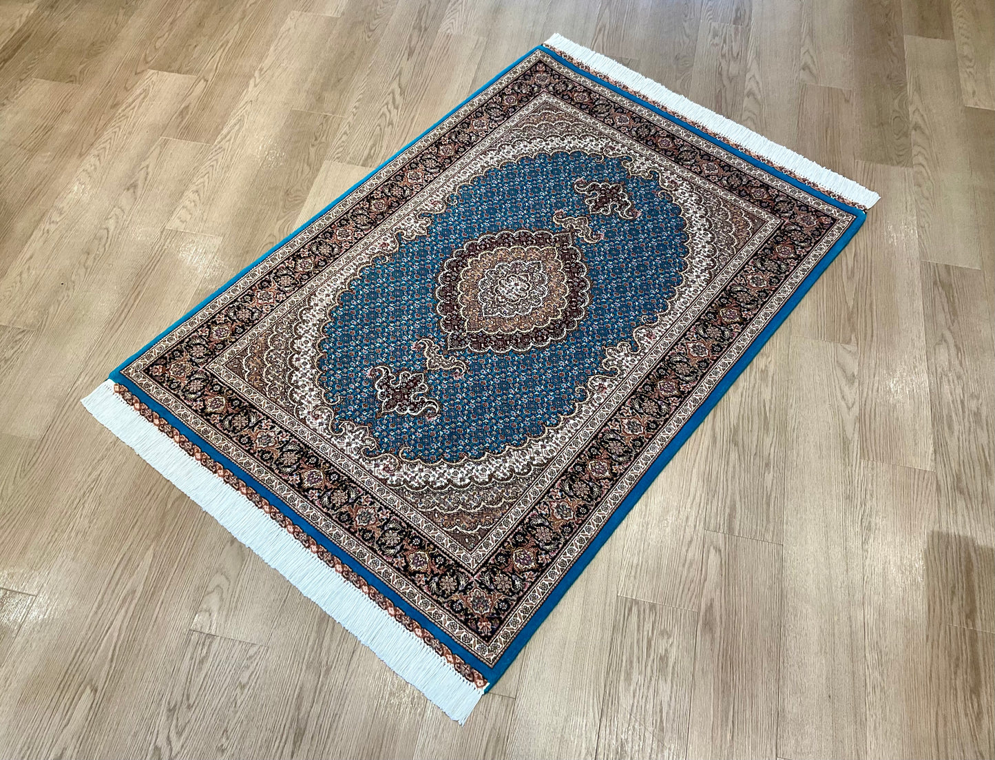 タブリーズ 150cm x 107cm PS8034