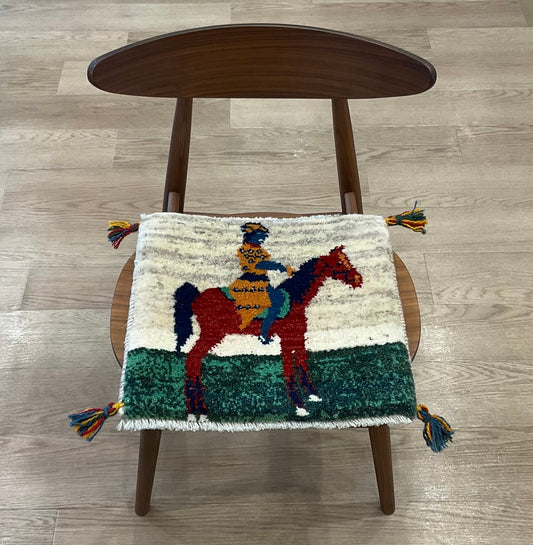 ギャッベ 42cm x 40cm T9038