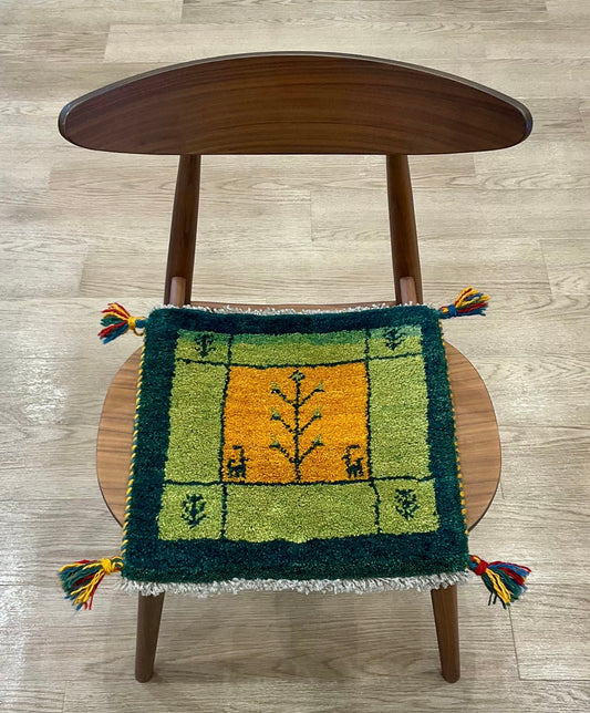 ギャッベ 40cm x 39cm T1671