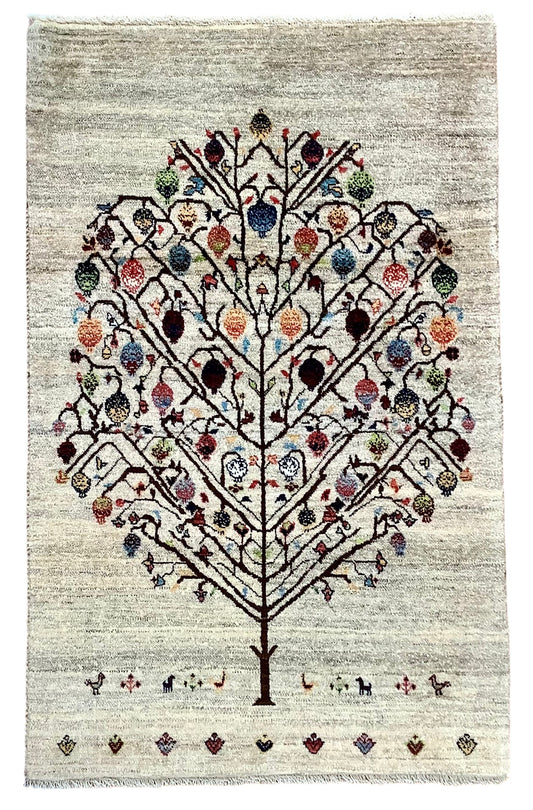 【オンライン限定】カシュクリギャッベ 130cm x 82cm RJ11021