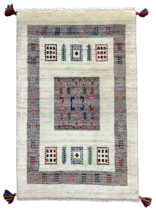 【オンライン限定】カシュクリギャッベ 100cm x 64cm RJ7674