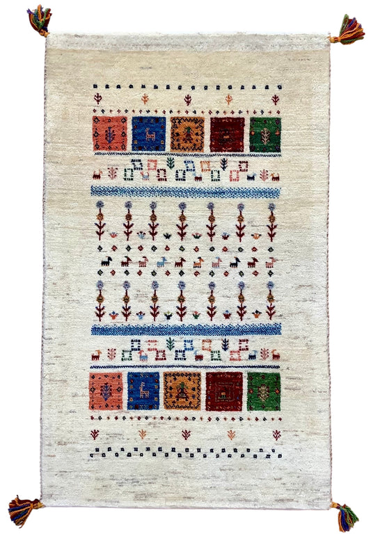 【オンライン限定】カシュクリギャッベ 102cm x 63cm RJ8410